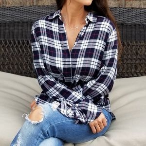 Fit 'N' Flare Sleeves Plaid Button-Up